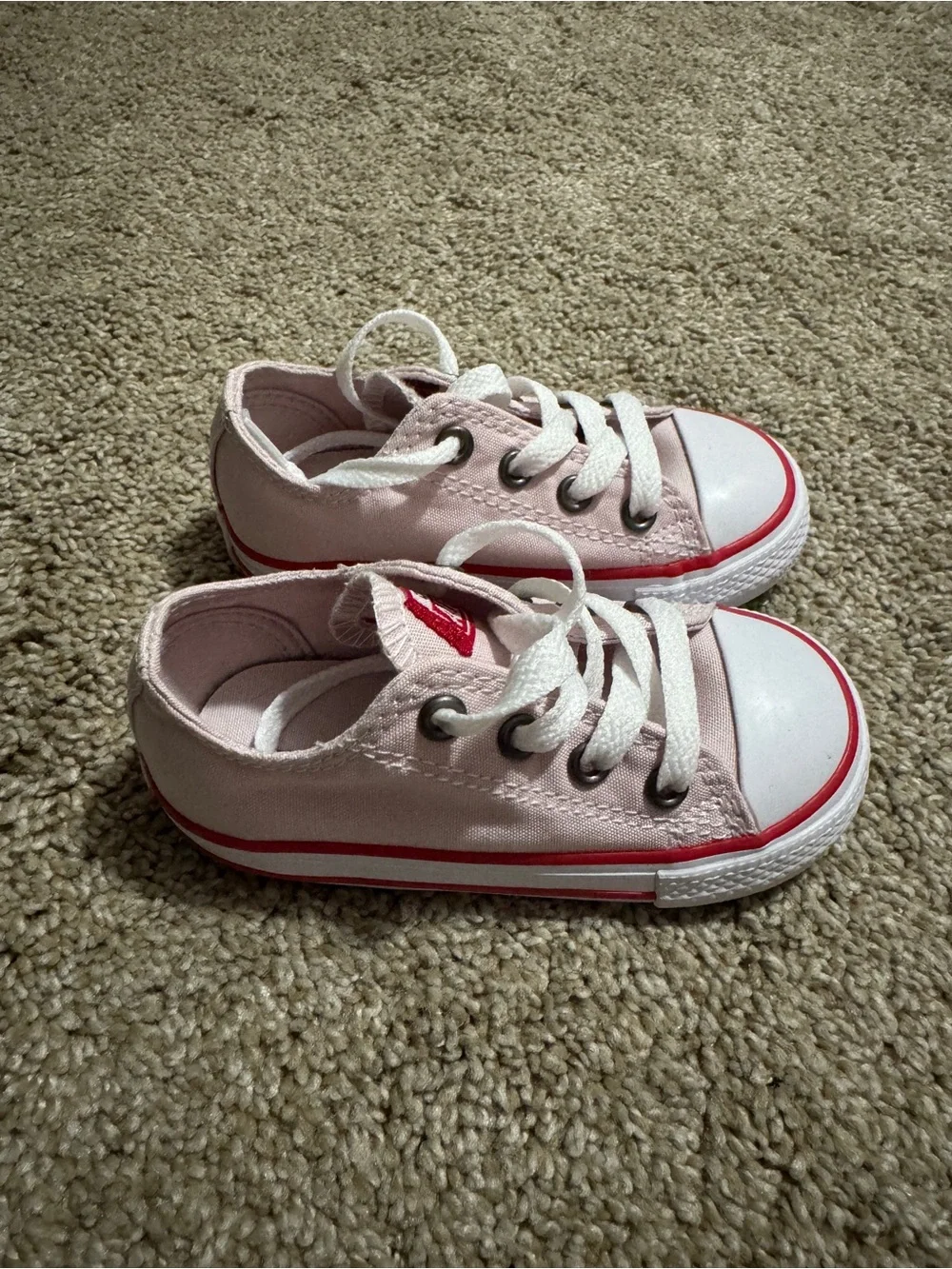 Toddler Girl’s Size 6 Infant Converse CTAS OX in Barely Rose Shoes
